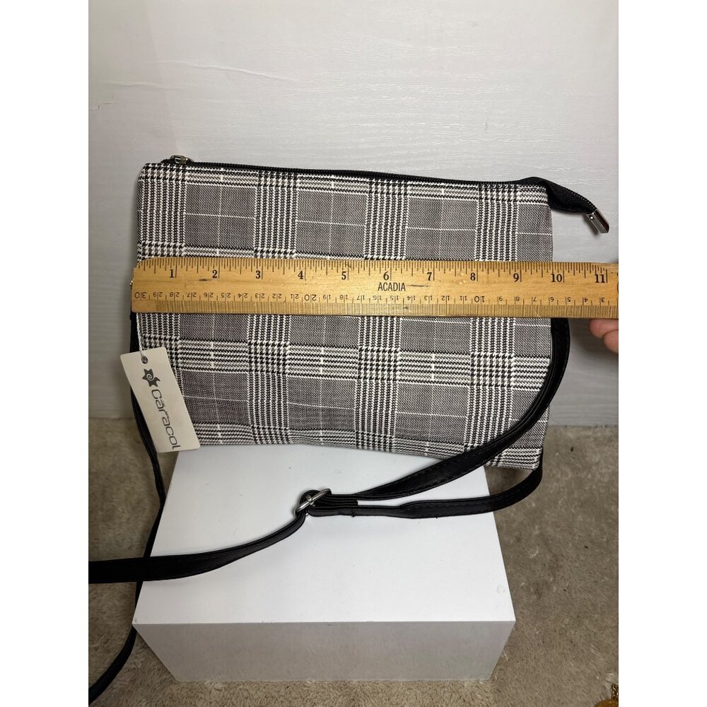 Caracol Purse Plaid Crossbody Bag With Adjustable Strap & Zipper Closure Pockets - Picture 3 of 13